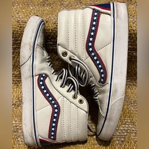 VANS Evel Kinevel Leather Sk8-Hi - women’s size 8